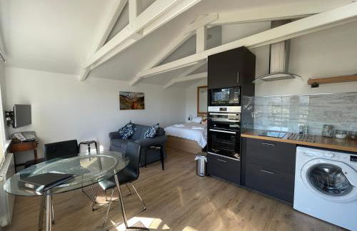 Spacious lodge with king sized bed - Foto 8