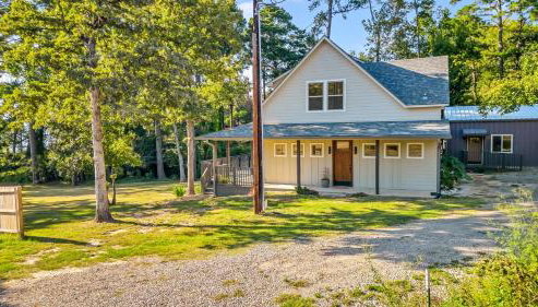 Flint Palestine Lakefront Retreat Firepit BBQ - Foto 5