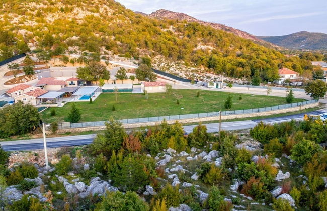 Torine - Capacious Holiday Home in Neorić with Heated Swimming Pool - Foto 24