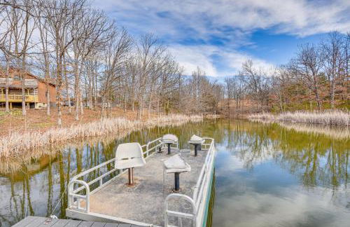 Historic Clark Cabin with Deck and Fishing Pond Access - Foto 34