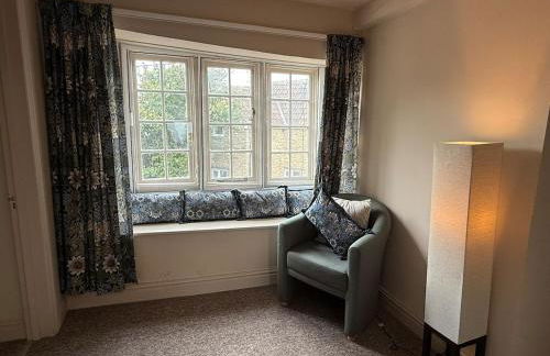 4-Bed Cottage at Famous Tuckers Grave Inn Sleeps 8 - Photo 62