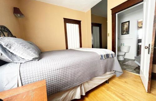 Hill City Haven Downtown Main Street - Foto 21