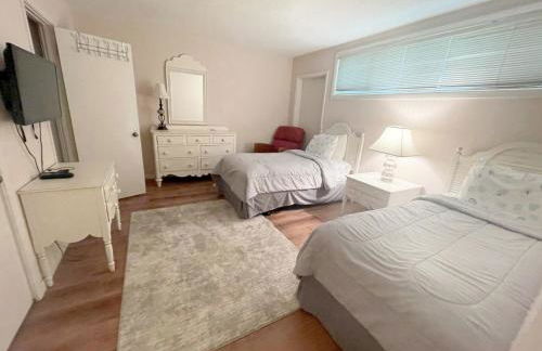 Kingston Arms 11-B - Photo 6