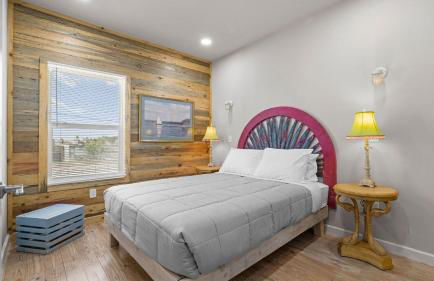 Waterfront Escape w/ Views Shared Pool & Boat Dock Orange Crush by Avantstay - Foto 26