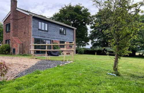 Kika's Country House Overlooking Fields - Foto 7