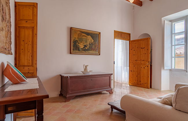 3 bedroom House in Petra with garden - Photo 16