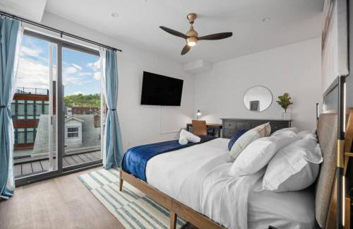 Stunning Penthouse Double King Suite on Butler Street with rooftop deck and free off street parking - Foto 25