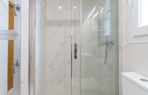 Penthouse - Sea Views & 5min to Beach - Fast WiFi - AC - Foto 32