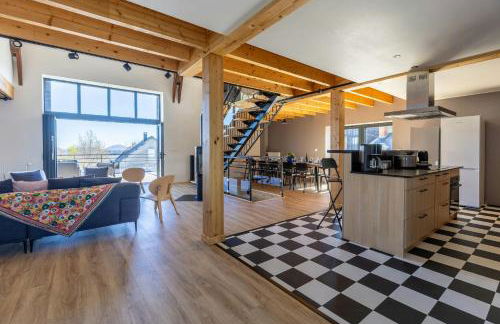 Family Farm At The Foot Of Auvergne Volcanoes - Foto 8