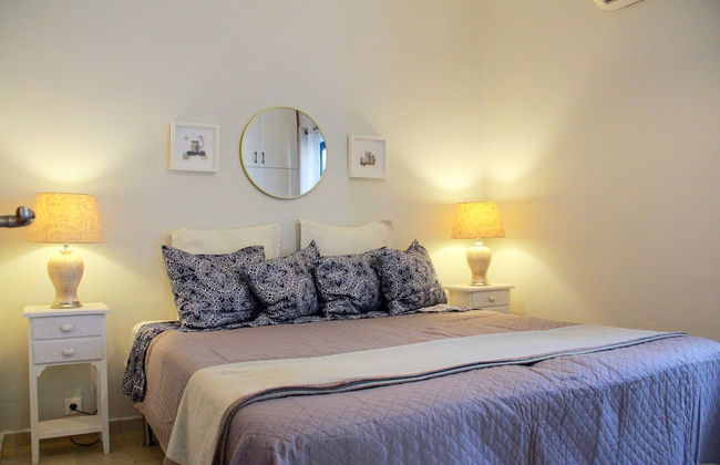 Villa Stefania with Pool - Photo 7