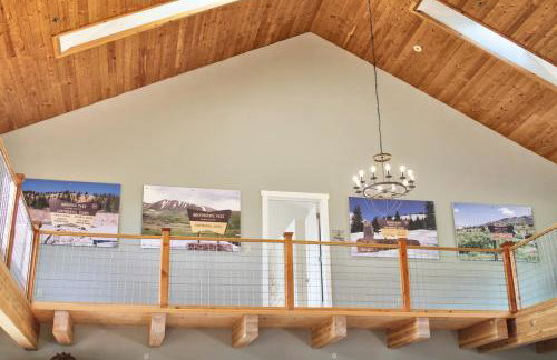 Awe Inspiring Mountain Lodge hot tub for large groups - Foto 15