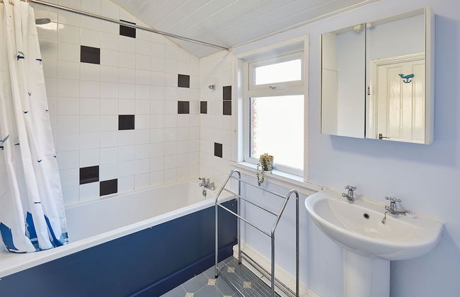 Host Stay Holyrood Lodge - Foto 19