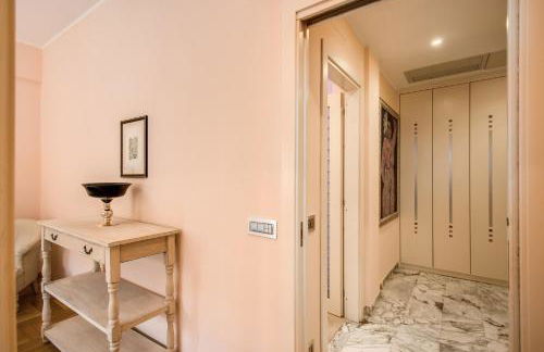 La Dolce Vita Of Via Veneto - Prestigious Apartment With Wonderful Terrace In the Historic Center - Foto 40