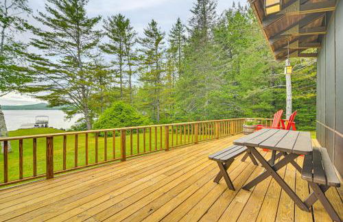 Lakefront Escape with Deck and Kayaks in Lovell! - Foto 25