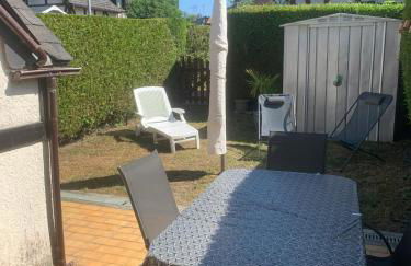Cottage cosy avec jardin, piscine et parking - Photo 6