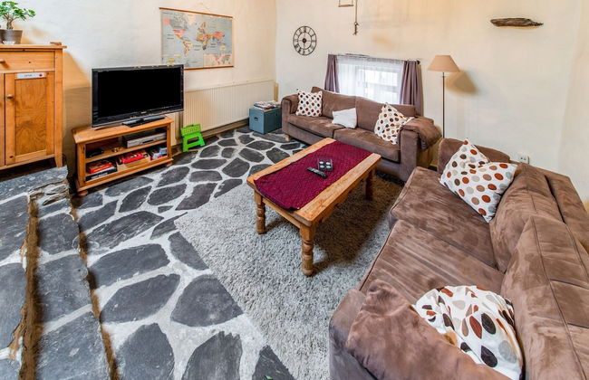 Characteristic Holiday Home in Cherain With Balcony - Foto 60