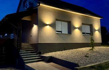 Natura Lux Holiday House with Pool and Jacuzzi - Foto 33