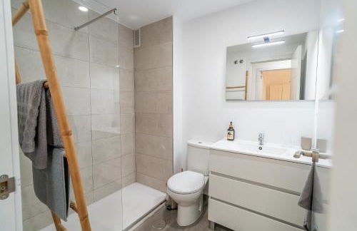 Casa Playa Guadalmar, beautiful apartment in front of the sea, wifi, AC, smart TV, Private parking - Photo 18