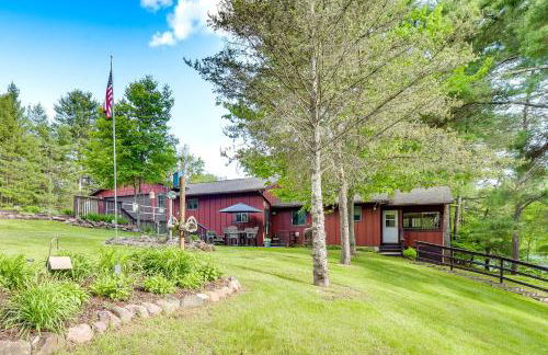 Grill and Fire Pit Waterfront Cameron Retreat! - Foto 32