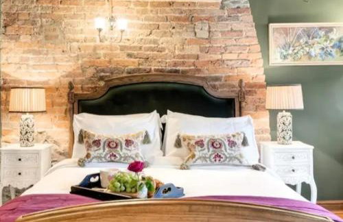 Historic, Hidden, Cosy, Log Burner, 10mins walk to Holmfirth - Foto 1