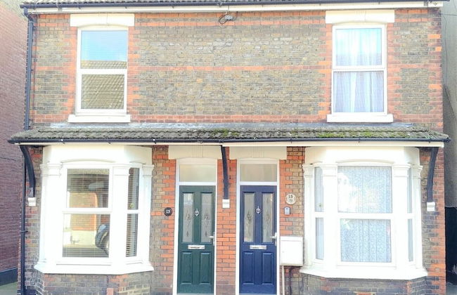3-bed House With Superfast Wi-fi, DW Lettings 15vr - Foto 1