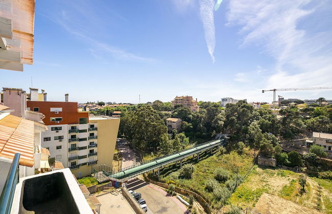 Stylish Sunny Penthouse Near Cascais Center & Greenspace - Photo 45