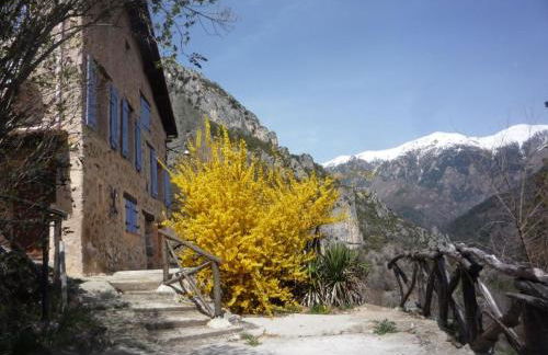 Haut de grange en pierre - Foto 2