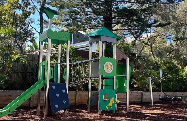 Flynns on Surf Beach Villas - Photo 21