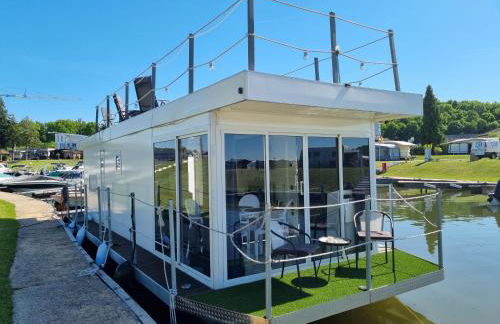 Main Hausboot Lore in der Marina Trosdorf bei Bamberg - Photo 1