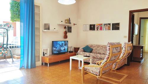 Oroblu. Villetta singola a 50 metri dal mare - Foto 4