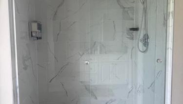 Villa Varona Resort, Heated Pool, Ping-Pong, Pool Table, Fire Pit and Pergola - Foto 4