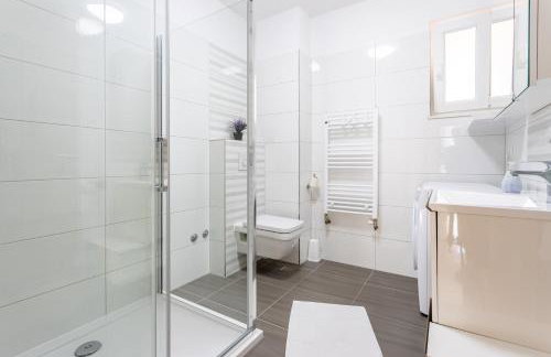 Villa Ana perfect for families with kids and groups,House with heated Pool - Photo 16