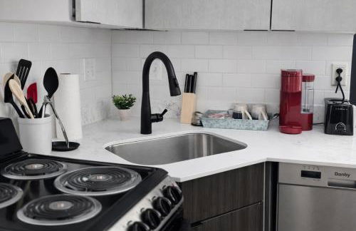 Dwntwn Detroit Wlk to DMC Arena WSU FordField - Photo 8