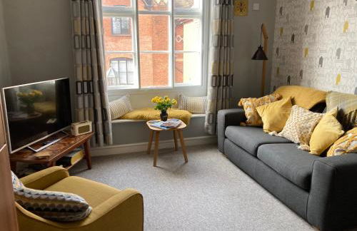 Assembly View - two bedroomed apartment with parking permit in Ludlow Town Centre - Photo 11