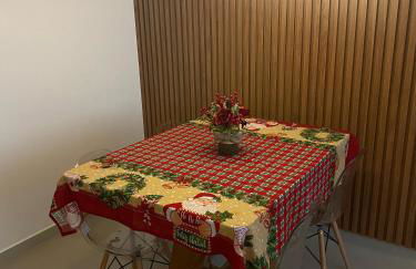 Apê reformado na quadra da praia - Foto 7