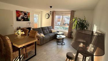 Charmant T3 proche plaine de l’Ain - Foto 3