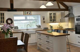 Stunning Barn Conversion next to Horse Field sleeps 10 - Foto 1