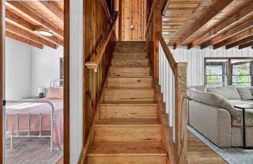 Cabin w River Access Fire Pit Grill WiFi & More - Foto 32