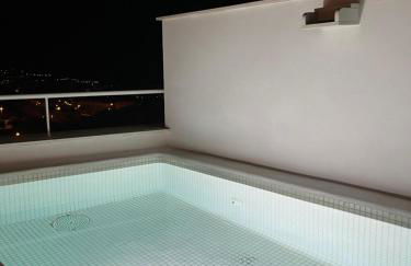 Casa con vistas y piscina privada - Photo 2