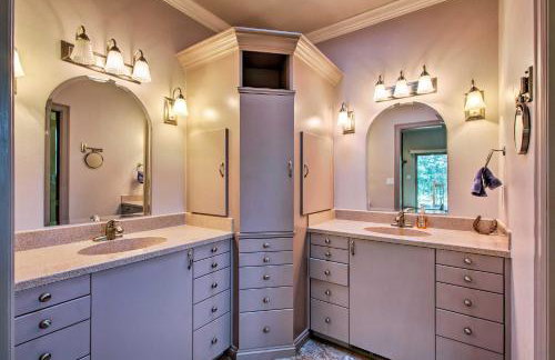 Grand Cabin with Hot Tub and Views - 3 Miles to Hiking - Foto 15