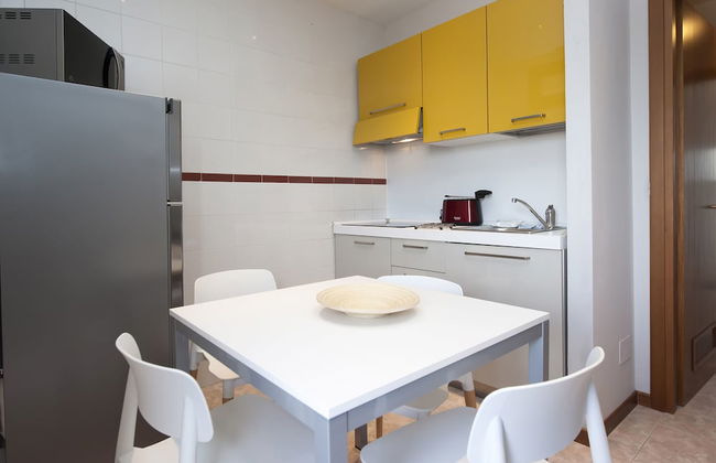 Suites Marilia Apartments - Photo 13