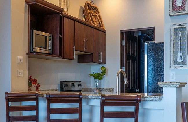 Ocean View Luxury Condo at Flamingo Towers - Photo 8