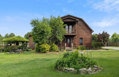 5-Acre Retreat Private Pool Outdoor Bar Fishing Pond & Game Room - Foto 13