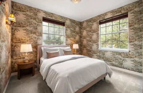 Walk to Zilker Barton Springs 5BR 3BA Villa Sleeps 14 - Foto 7