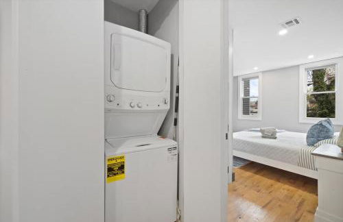 Luxury and Chic 2BR 2BA Apt only 15 Mins to NYC & Hoboken - Foto 17