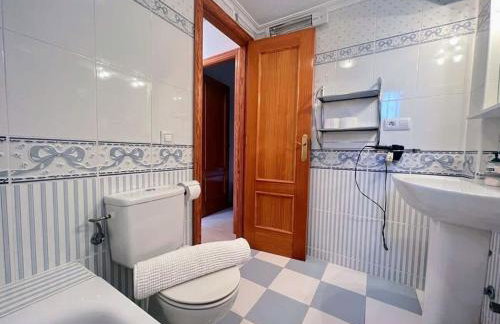 Traditional 3 bedroom villa with Com pool ALM26 - Foto 30