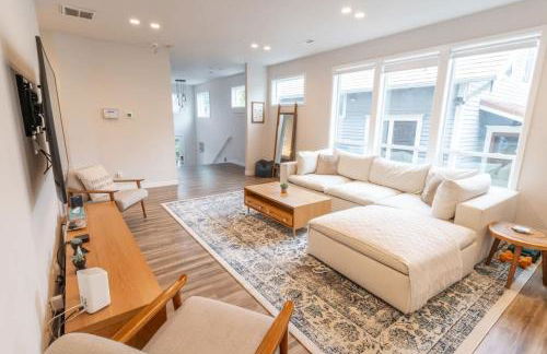 Comfy Family Home, Walkable Neighborhood + Patio! - Foto 44