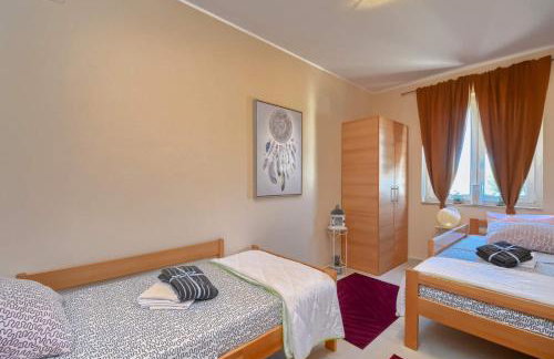 Holiday house with swimming pool Iva - Foto 16