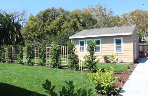 Modern Guesthouse w Private Patio and Hot Tub - Foto 10