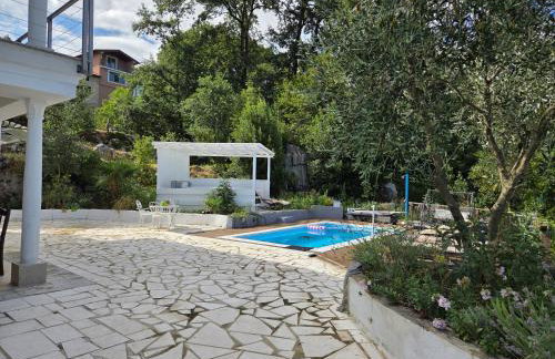 Apartments Chiara mit Meerblick und Pool und Jacuzzi - Foto 6